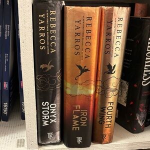 Rebecca Yarros Book Set - Onyx Storm, Iron Flame, Fourth Wing